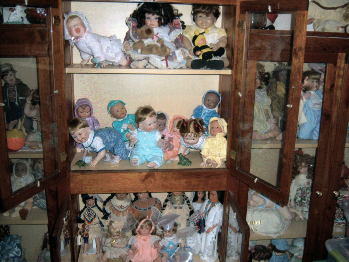 Dolls2.gif picture by Sheilaanne1