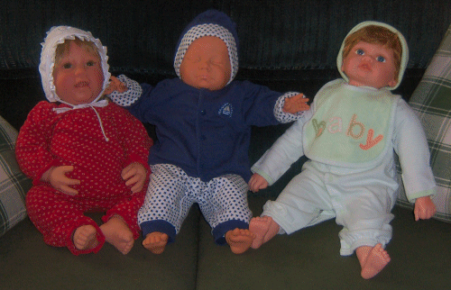 dolls1.gif picture by Sheilaanne1